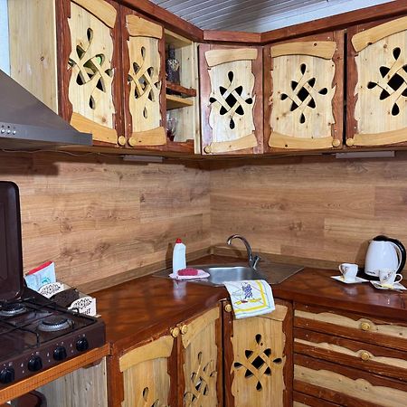 "Як Вдома" Буковель Hotel Ngoại thất bức ảnh