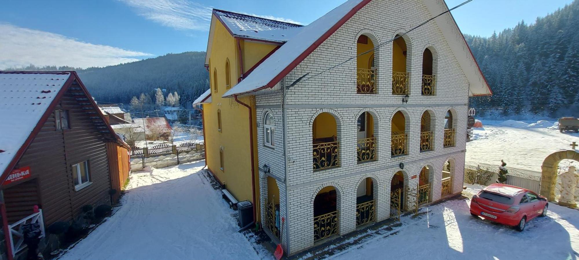 "Як Вдома" Буковель Hotel Ngoại thất bức ảnh