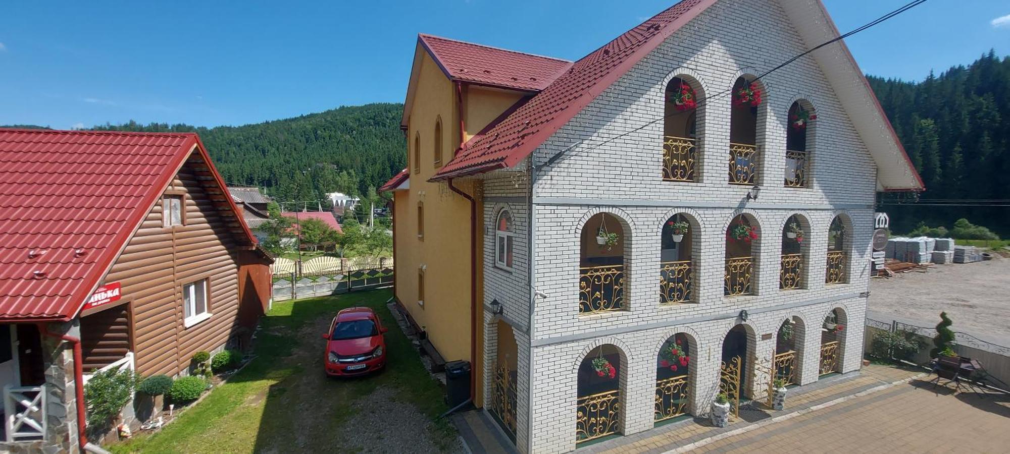 "Як Вдома" Буковель Hotel Ngoại thất bức ảnh