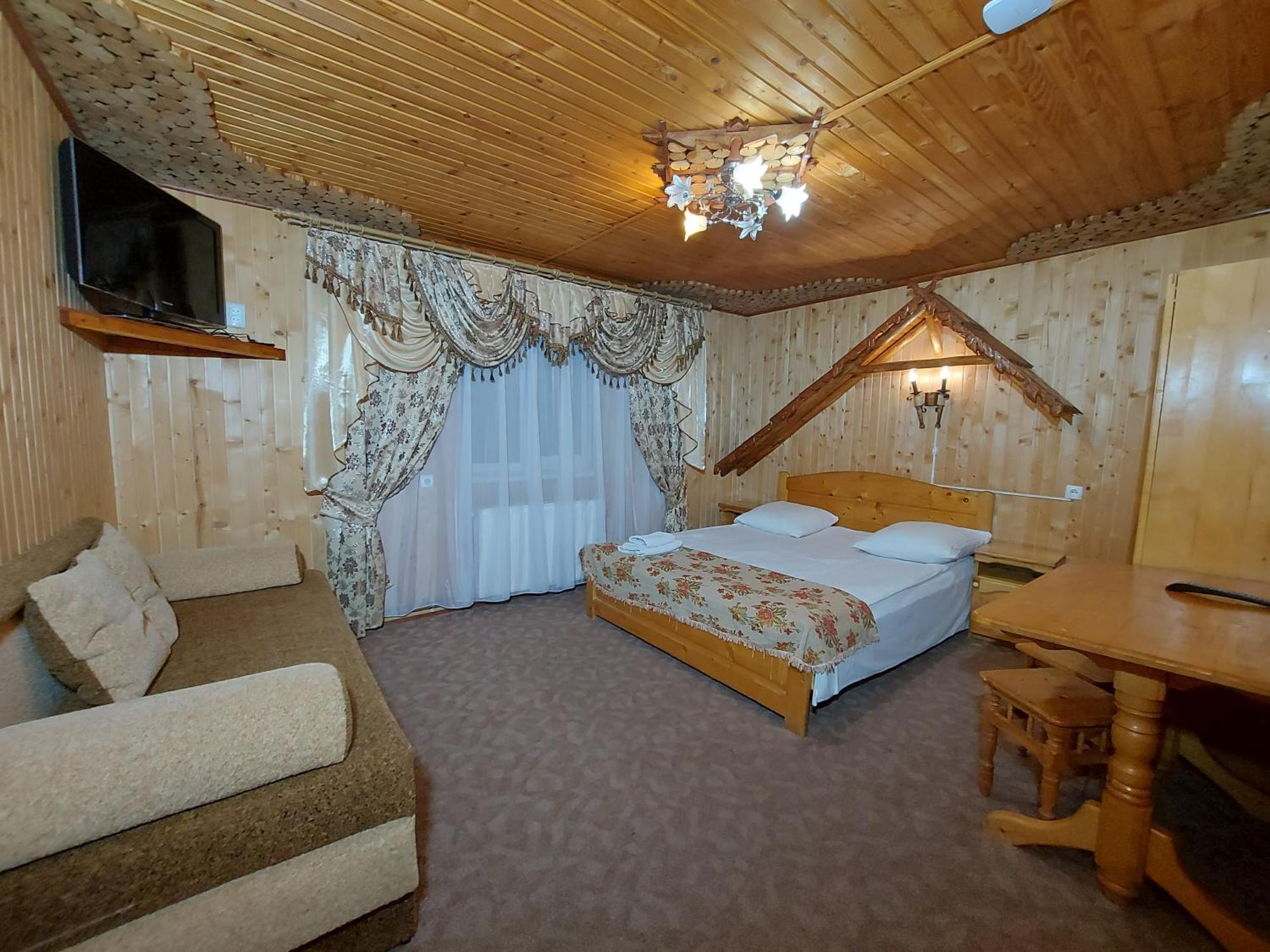 "Як Вдома" Буковель Hotel Ngoại thất bức ảnh