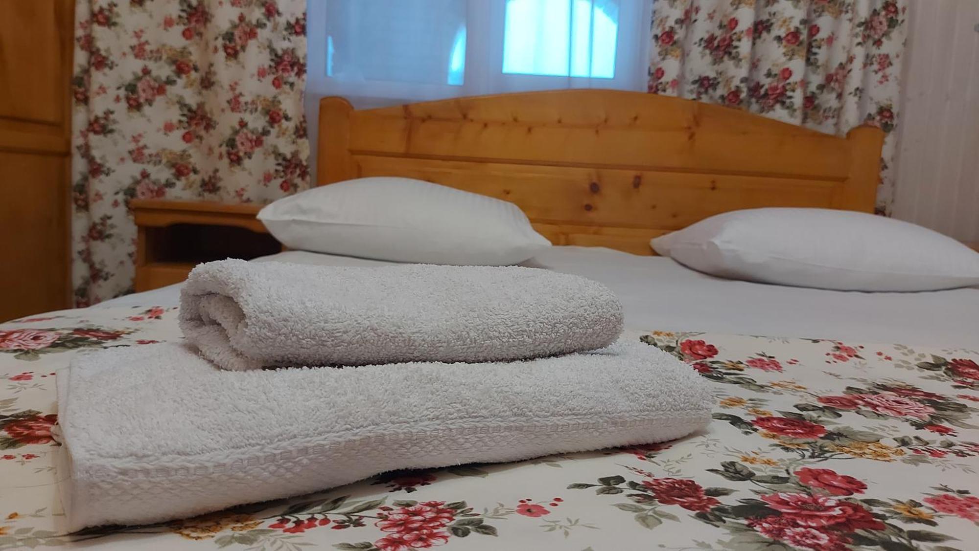 "Як Вдома" Буковель Hotel Ngoại thất bức ảnh